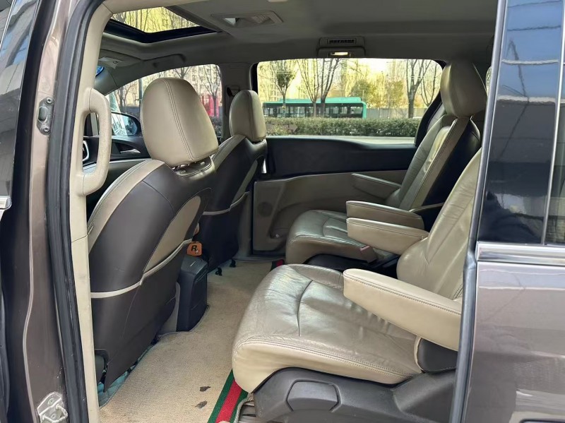 济宁13年别克GL86