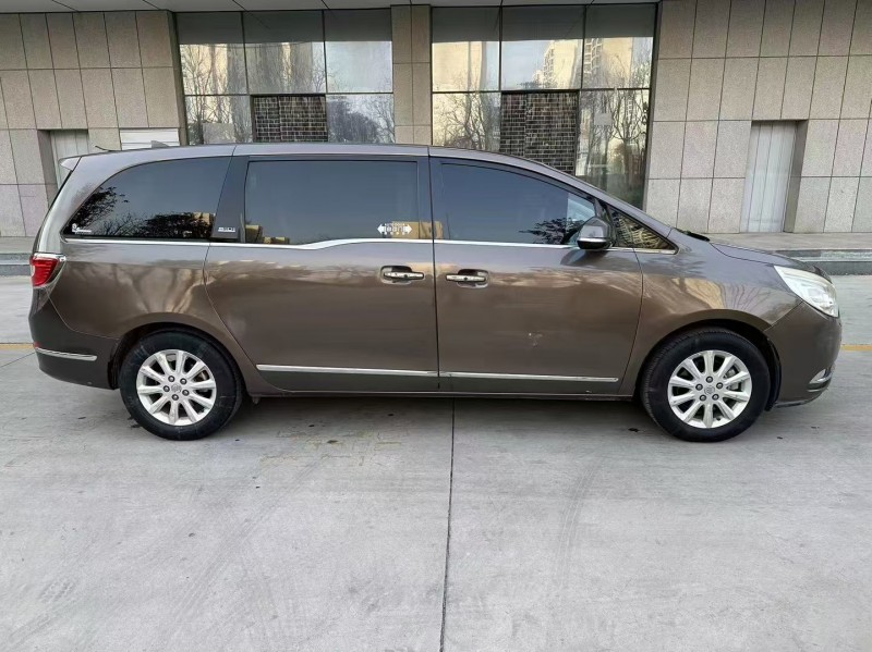 济宁13年别克GL88