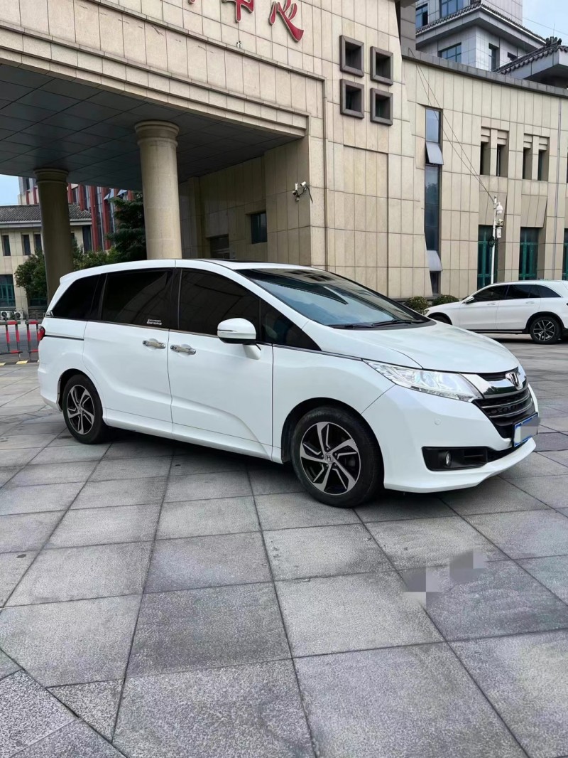 菏泽17年本田奥德赛3