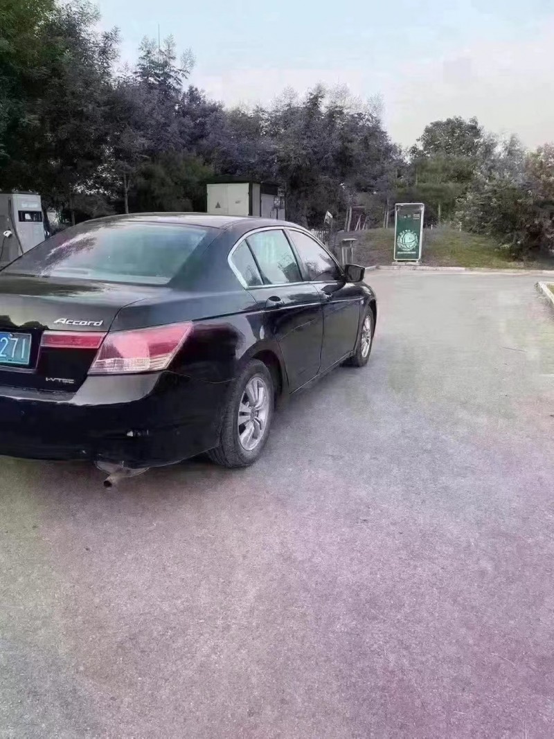 菏泽09年本田雅阁2