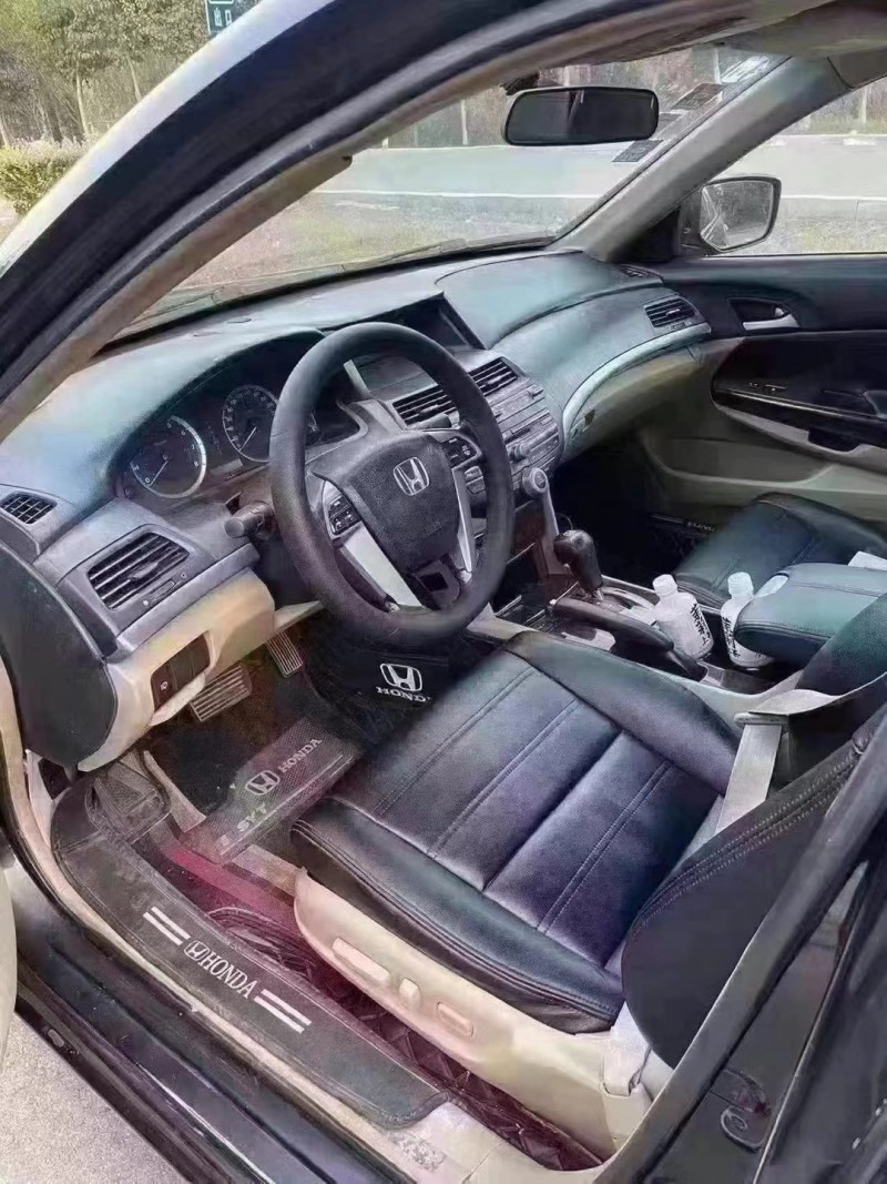 菏泽09年本田雅阁6