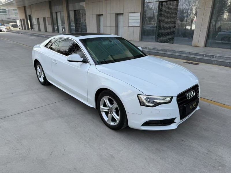 济宁15年奥迪A52