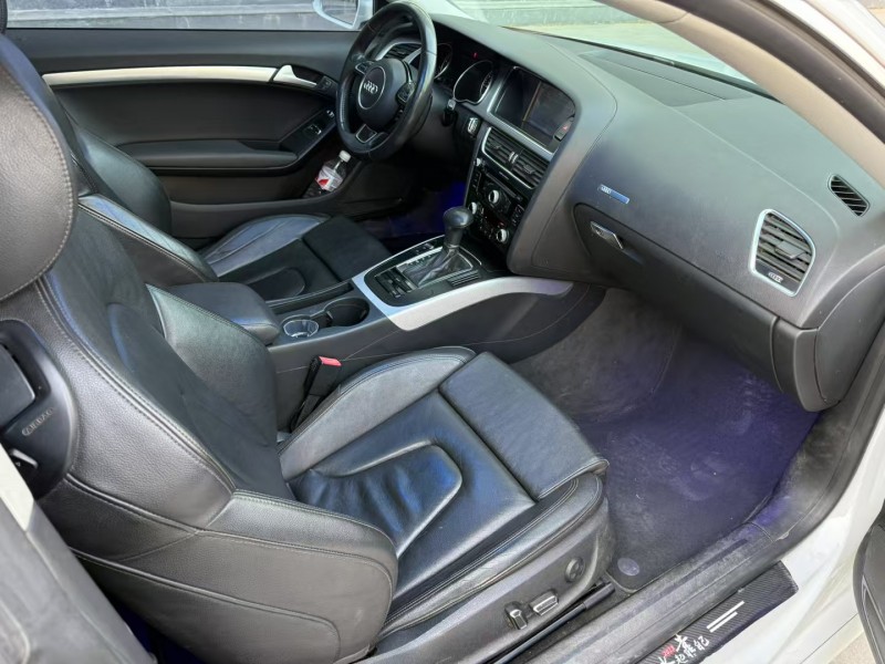 济宁15年奥迪A55