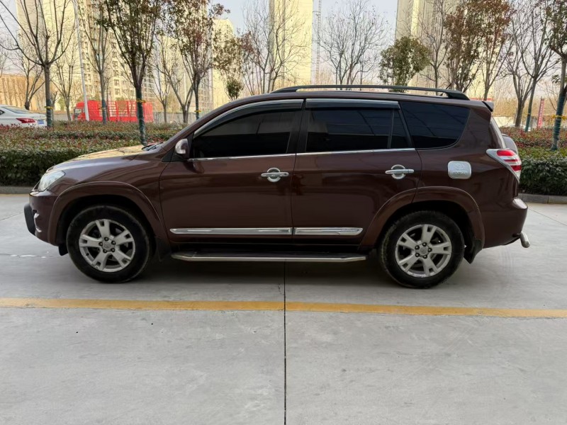 济宁12年丰田RAV47
