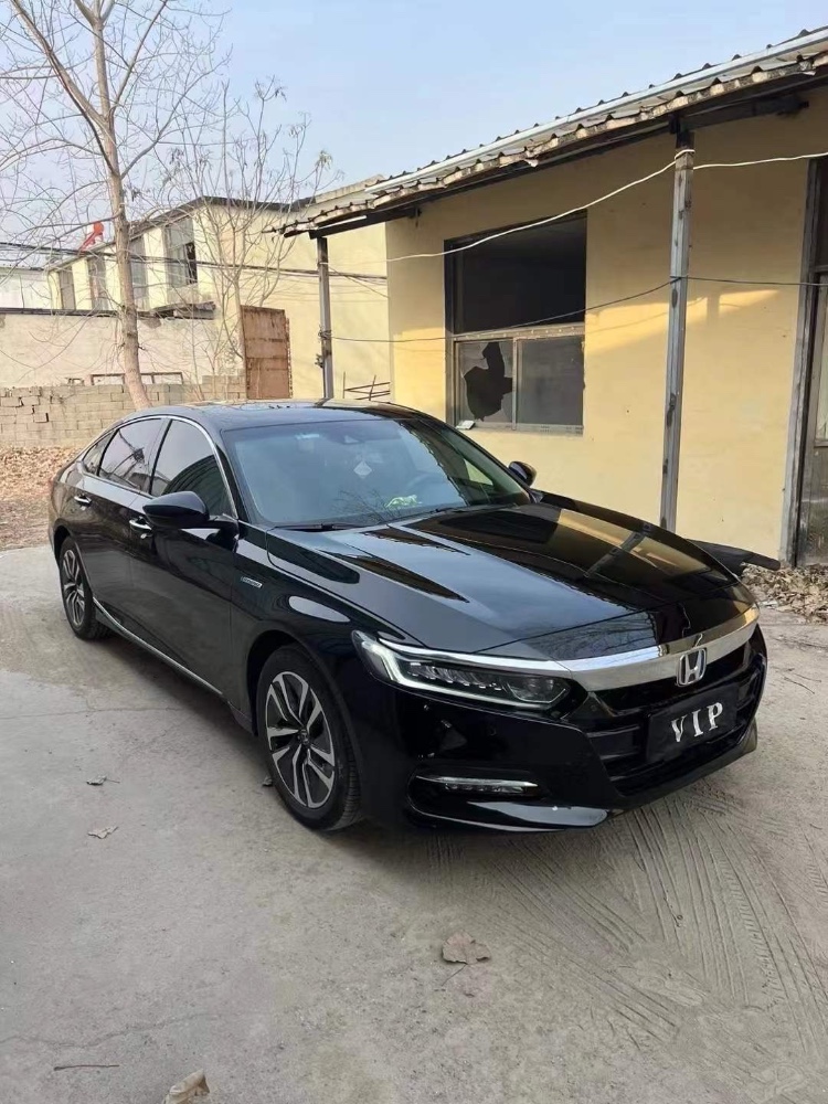 菏泽21年本田雅阁2