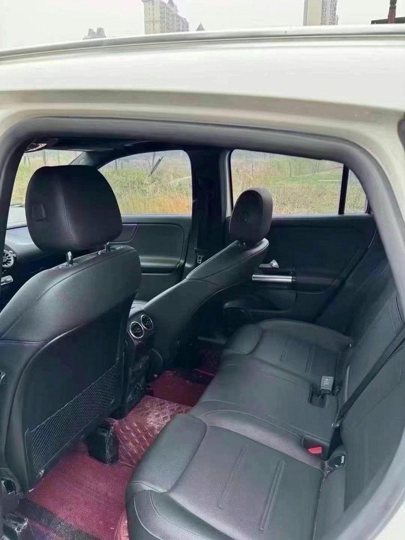 济宁22年奔驰GLA2