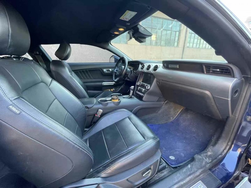 济宁19年福特野马5