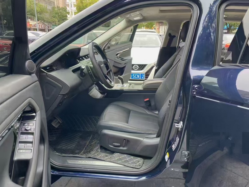 盐城22年路虎极光8