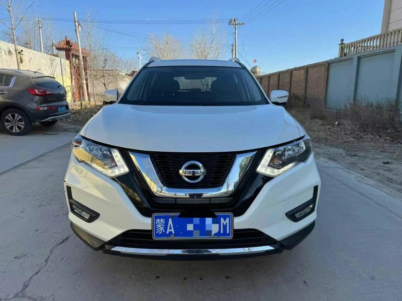 保定17年日产奇骏1