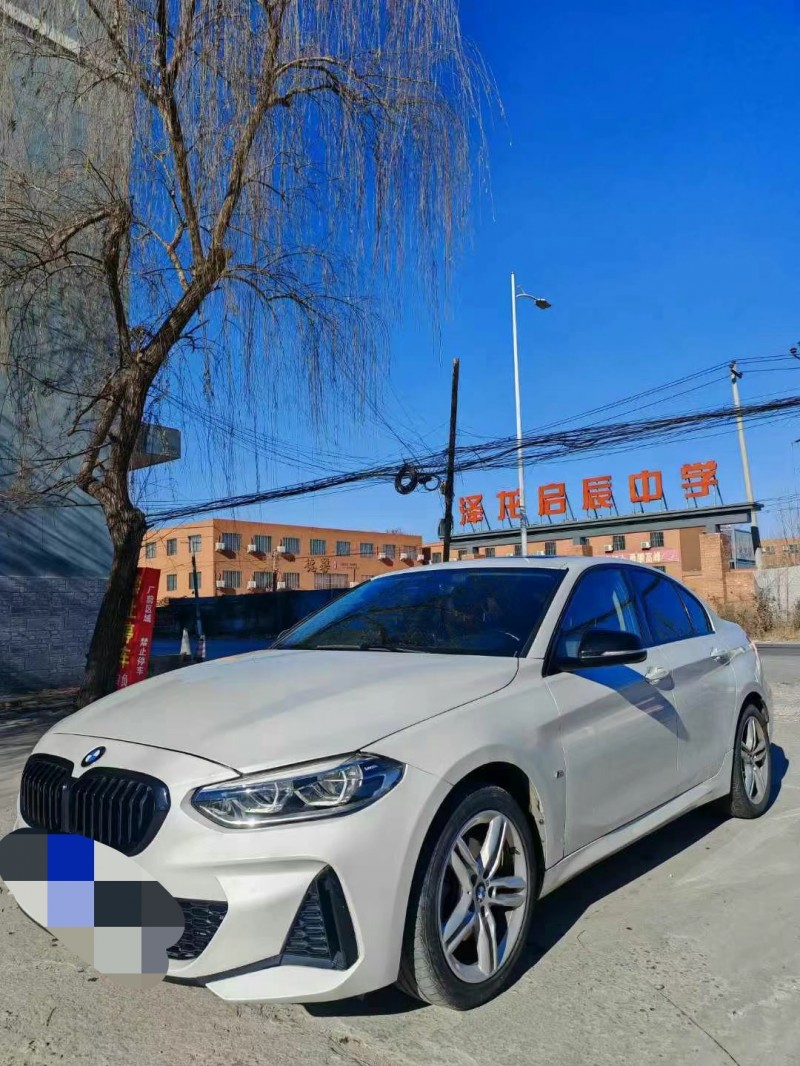 保定21年宝马1系2