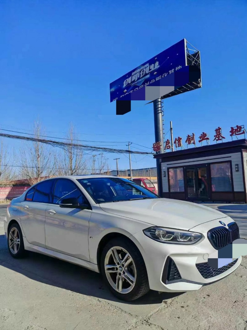 保定21年宝马1系3