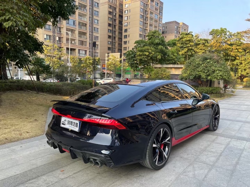 玉林20年奧迪A7L4