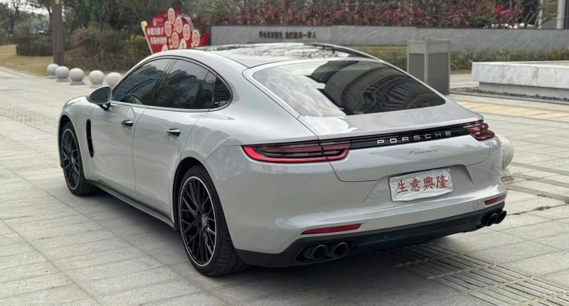 广州17年保时捷帕拉梅拉7