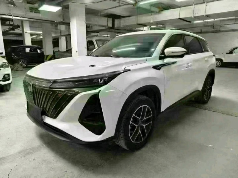 成都23年长安汽车CS753