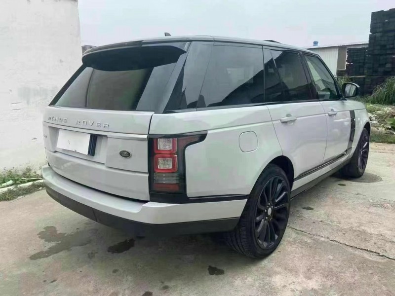 广州17年路虎揽胜行政8