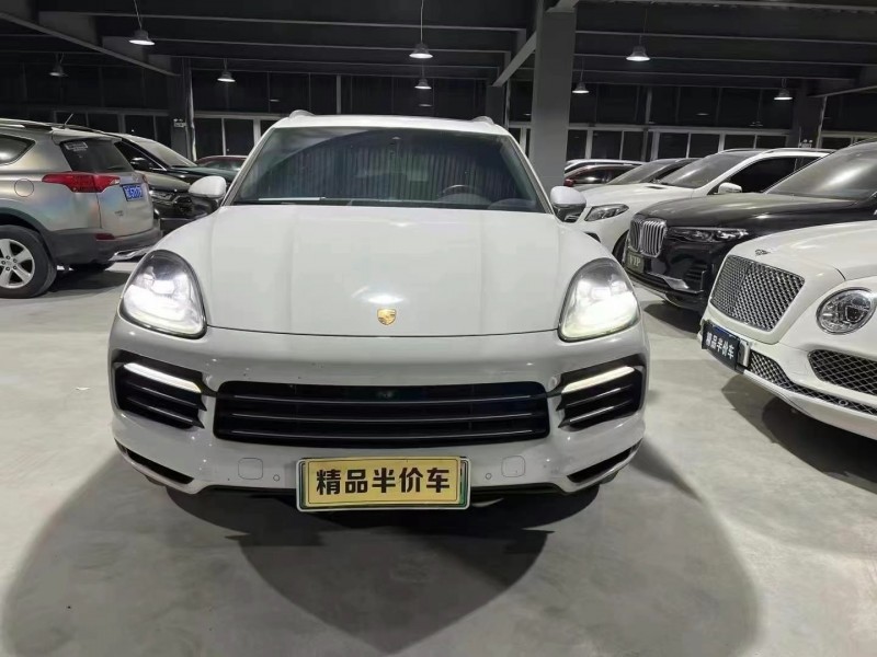 广州21年保时捷卡宴1