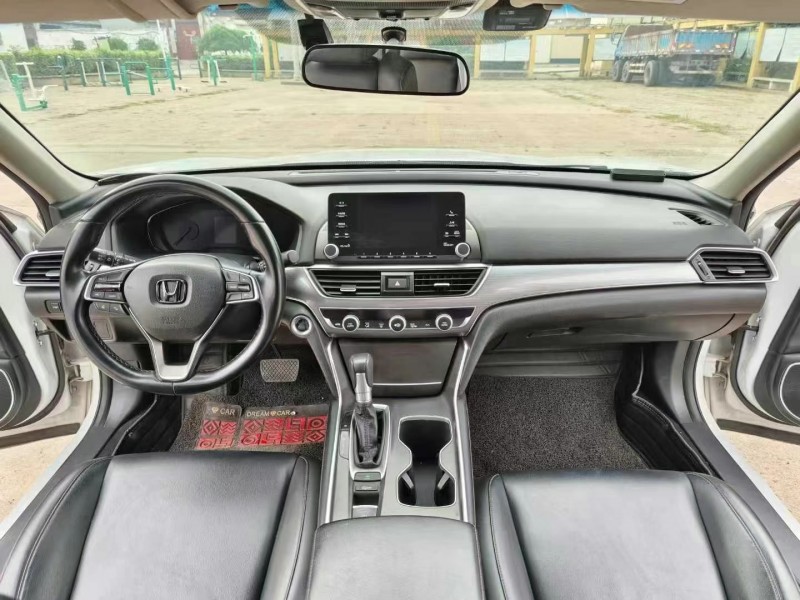 徐州19年本田雅阁8