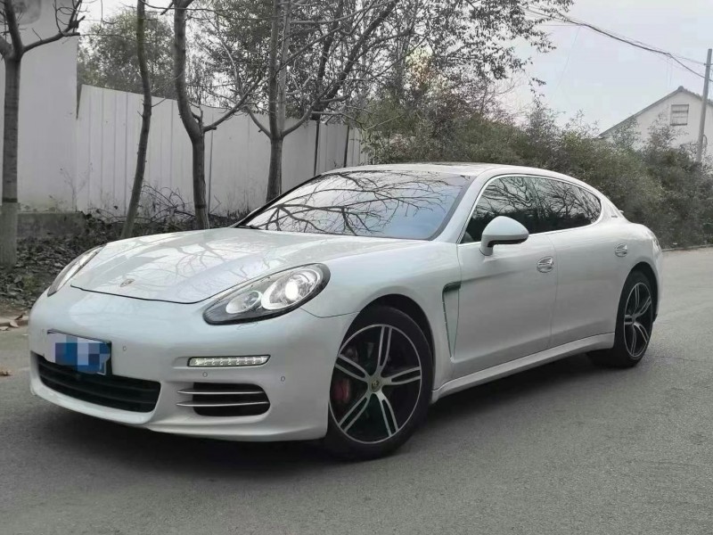 广州15年保时捷帕拉梅拉2