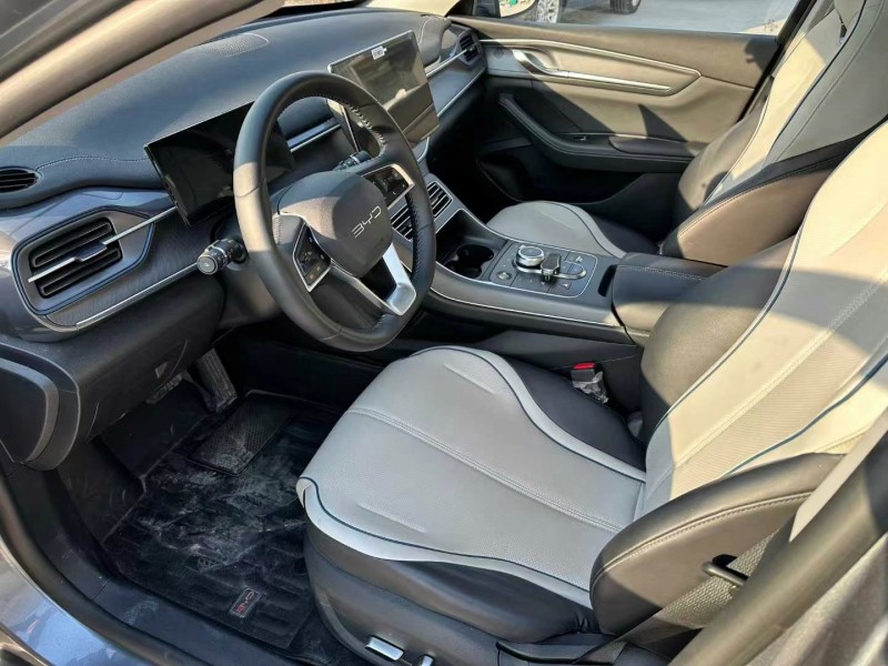 徐州24年比亚迪驱逐舰6