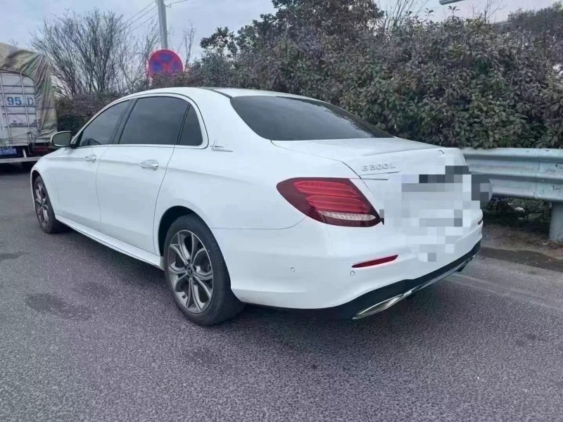 盐城20年奔驰E3