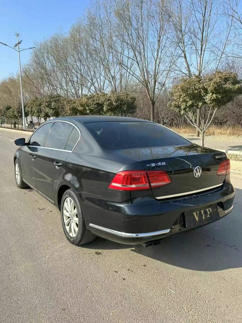 枣庄14年大众迈腾9