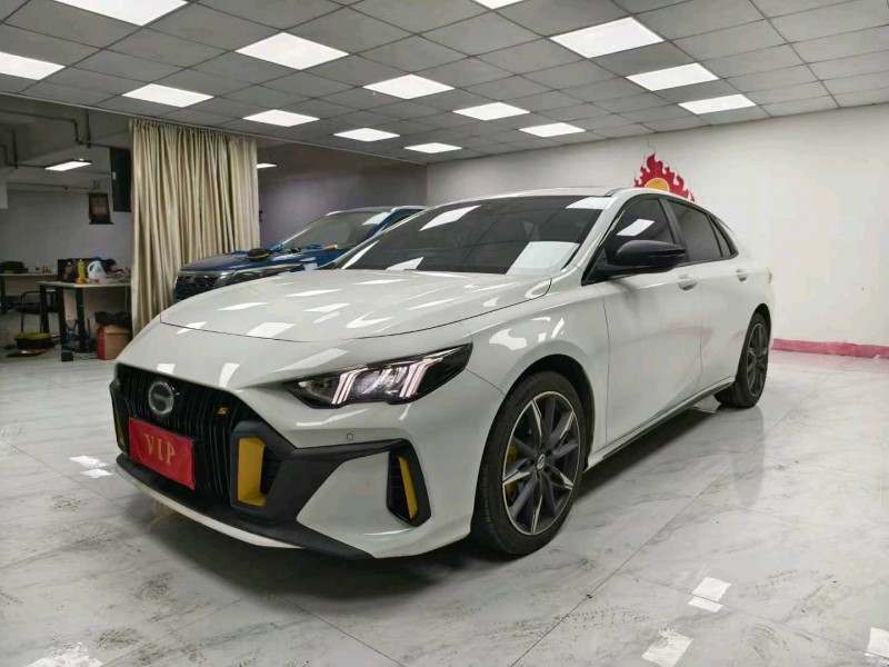 成都24年傳祺影豹3