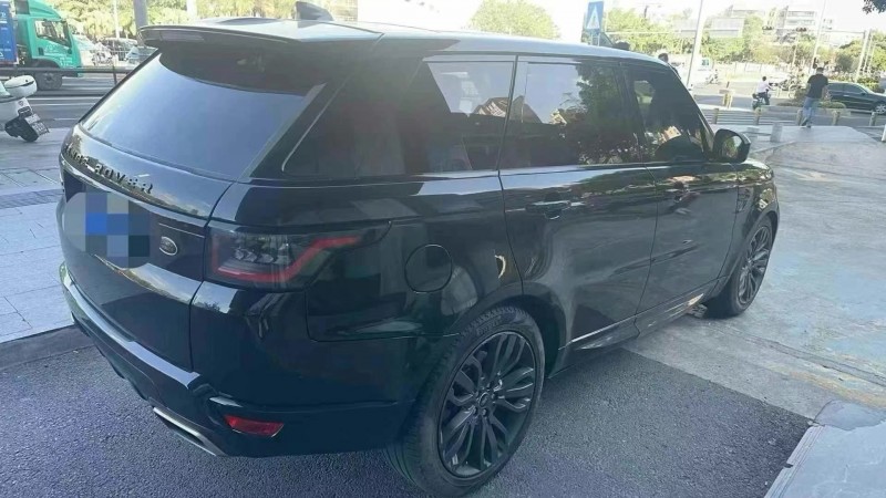 广州17年路虎揽胜运动2