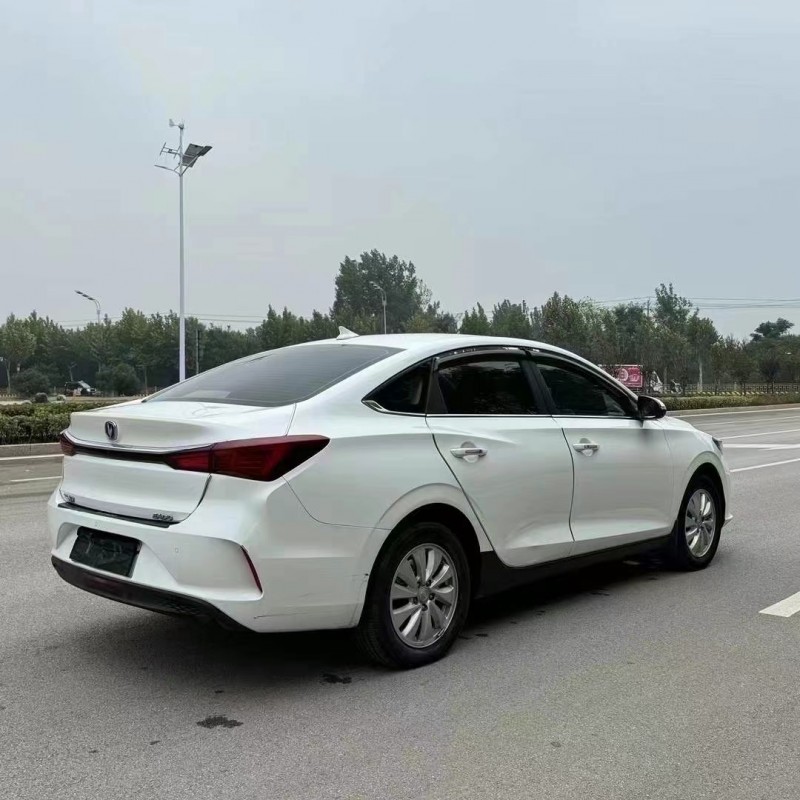 枣庄22年长安汽车逸动9