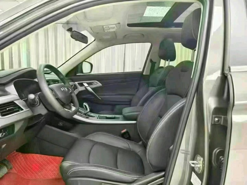 成都22年吉利博越5