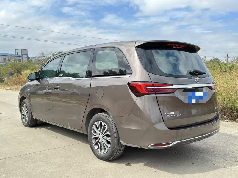 广州21年别克GL84