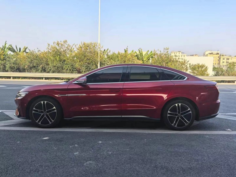 广州21年比亚迪汉5