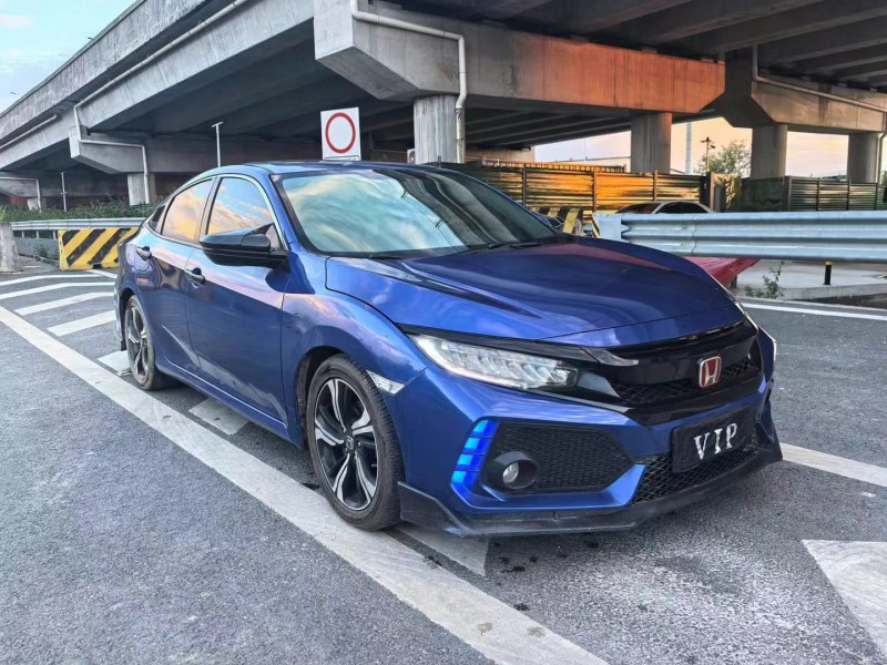 广州17年本田思域2