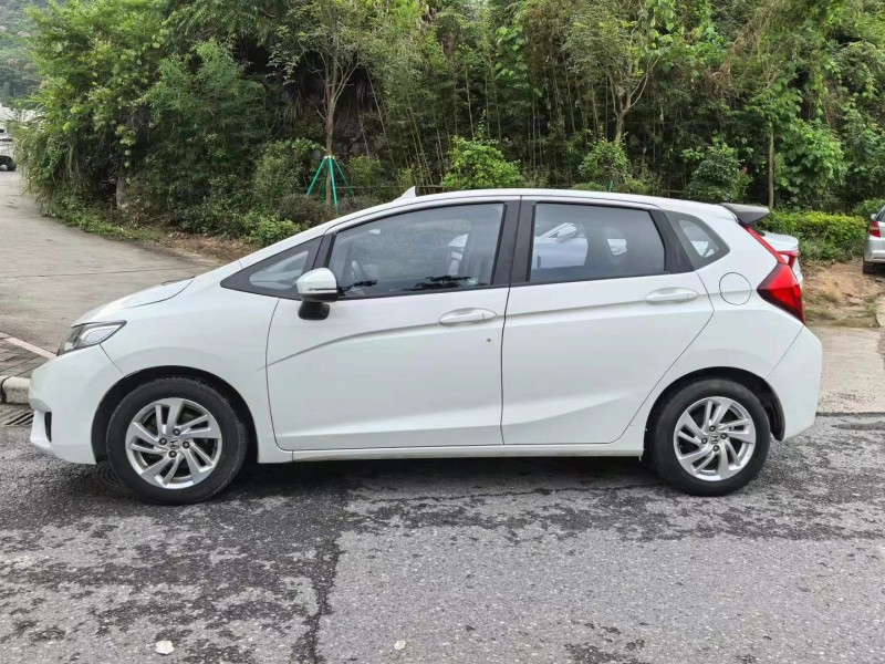 广州15年本田飞度6