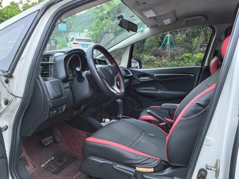 广州15年本田飞度8