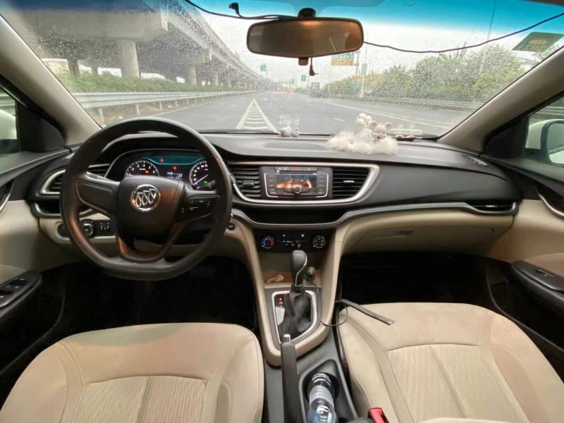 广州19年别克英朗9