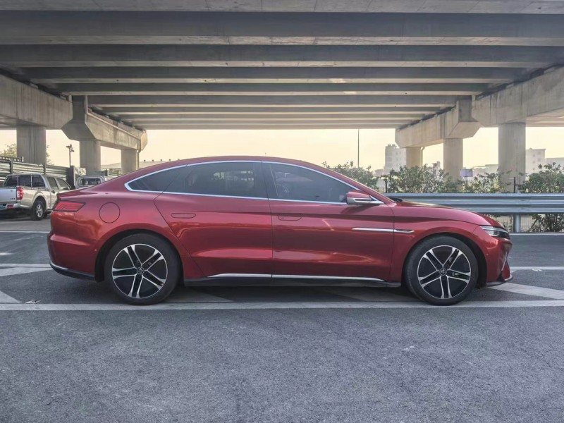 广州21年比亚迪汉4