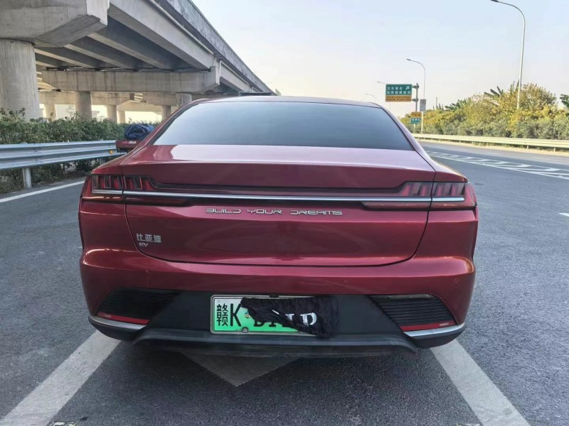 广州21年比亚迪汉5