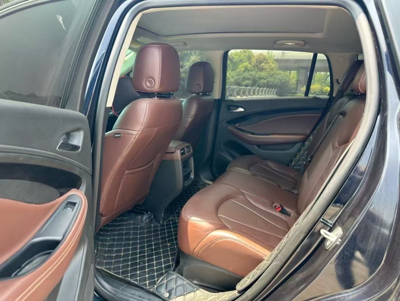 盐城21年别克昂科威8