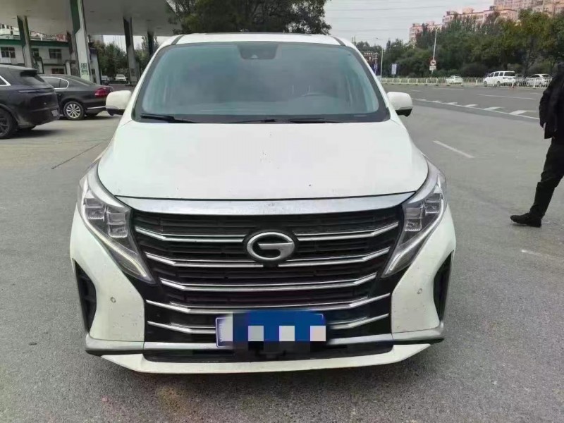 保定20年传祺M81