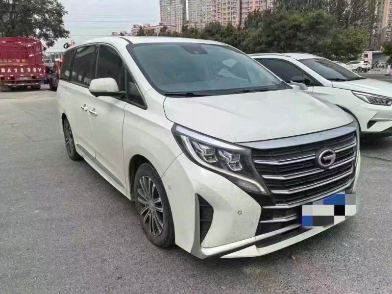 保定20年传祺M82