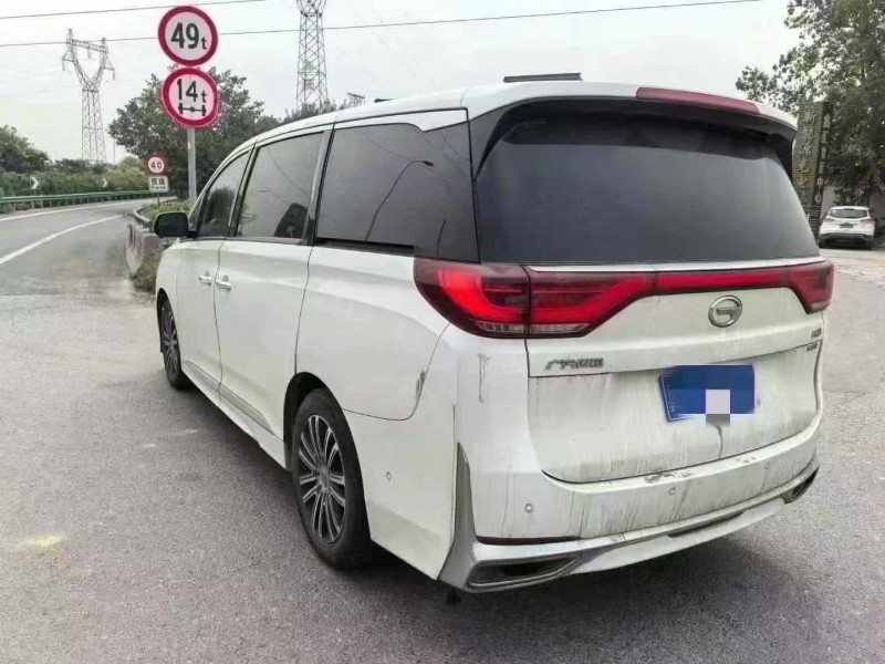 保定20年传祺M88