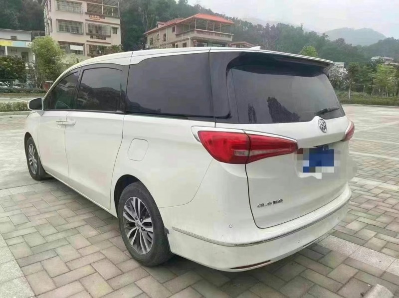 佛山20年别克GL86