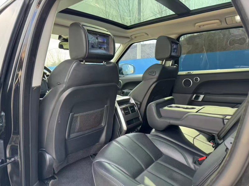 青岛18年路虎揽胜运动5