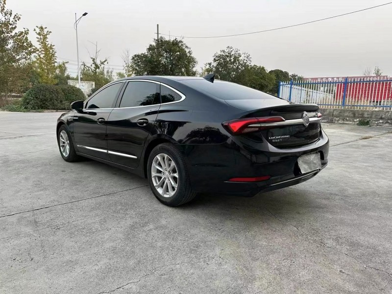 徐州23年别克君越8