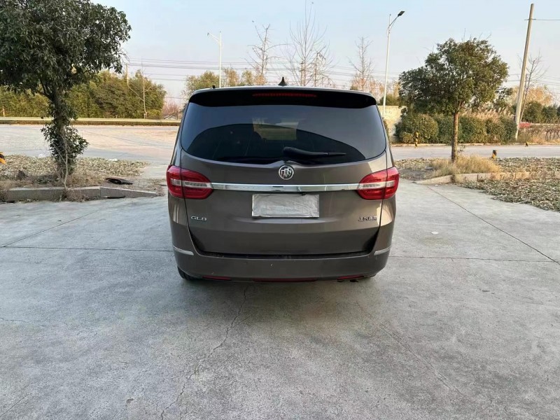 徐州16年别克GL89