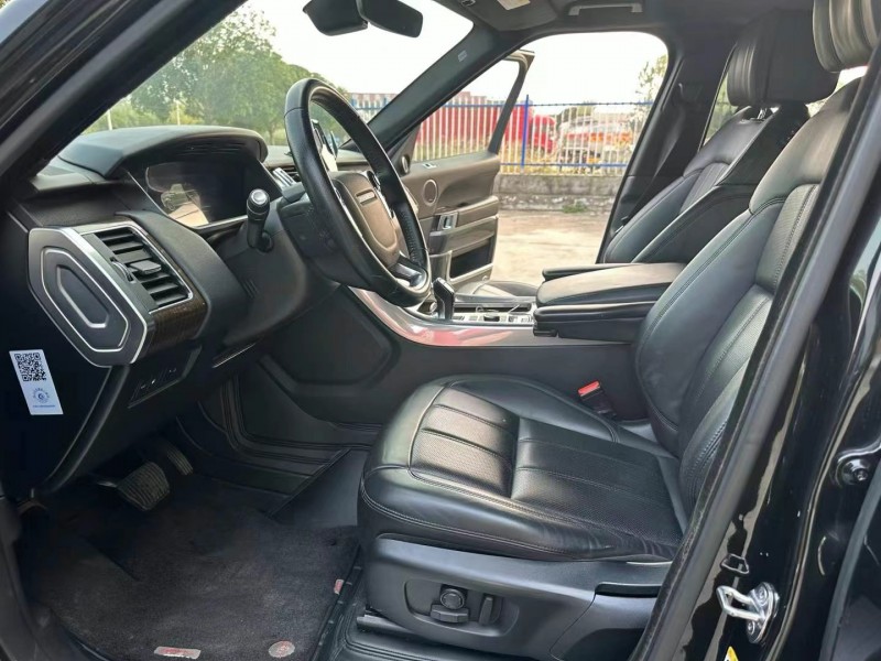 徐州19年路虎揽胜运动4