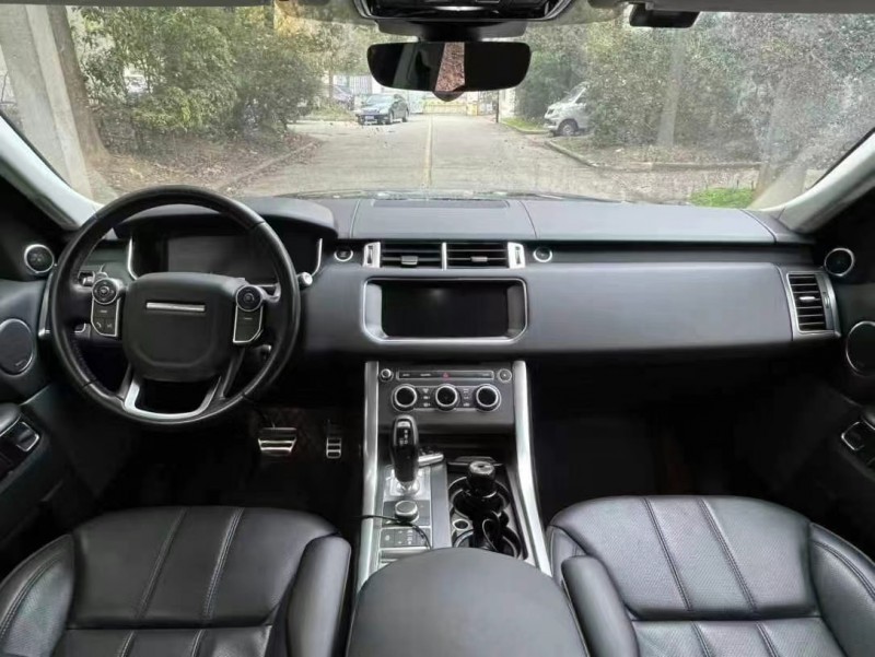 益阳18年路虎揽胜运动6