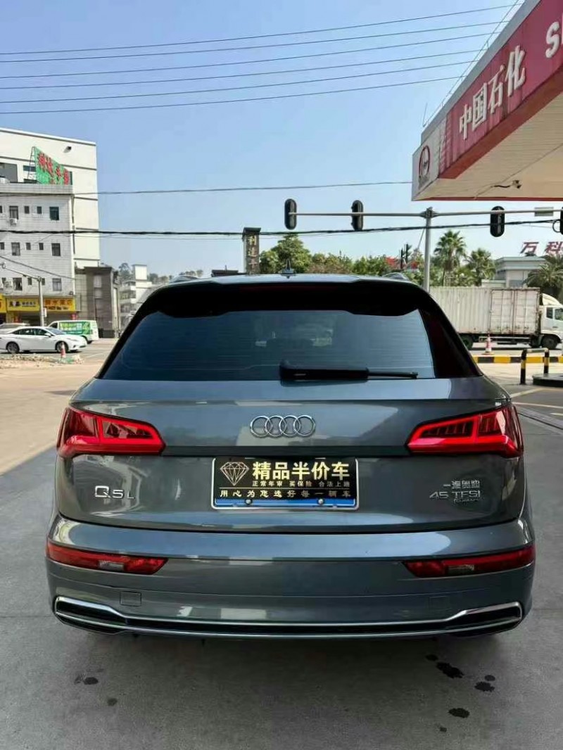 东莞21年奥迪Q58