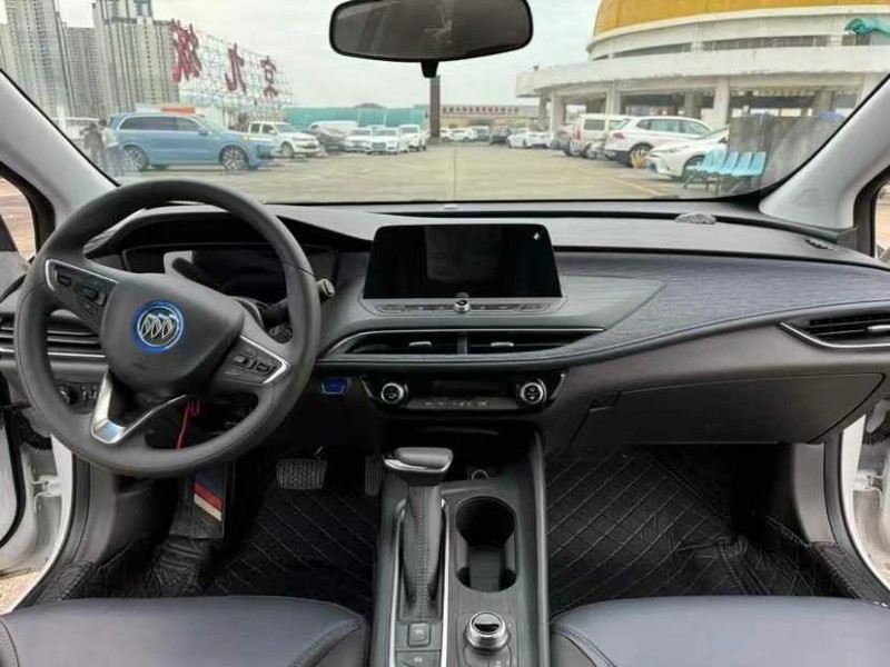 东莞23年别克微蓝5