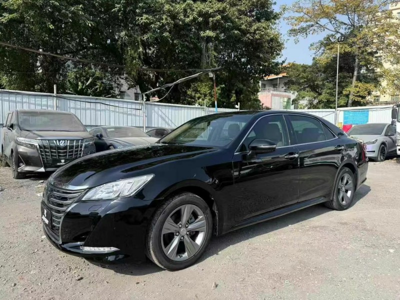 广州16年丰田皇冠2